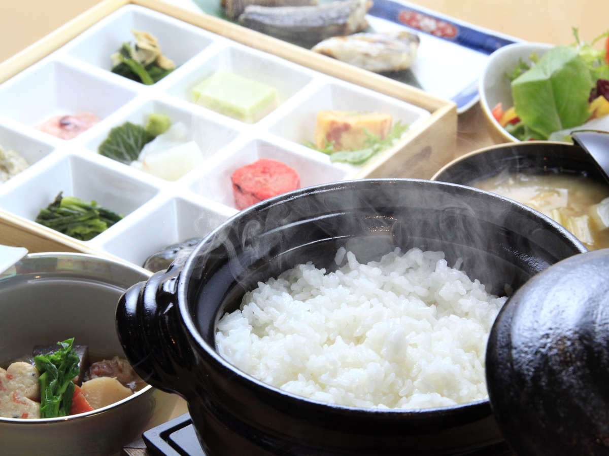 朝食